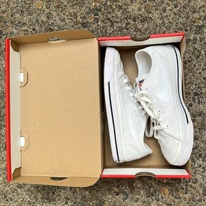 Nike women’s Court Legacy Canvas shoes size 7.5